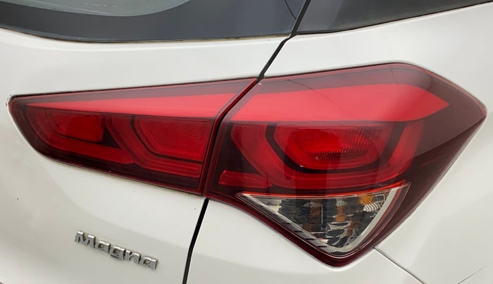 2014 Hyundai Elite i20 MAGNA 1.2, Petrol, Manual, 74,747 km, Right tail light - Minor scratches