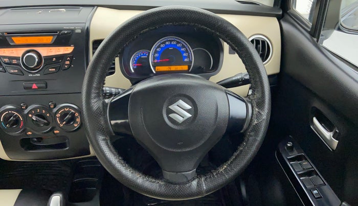2018 Maruti Wagon R 1.0 VXI AMT, Petrol, Automatic, 38,444 km, Steering Wheel Close Up