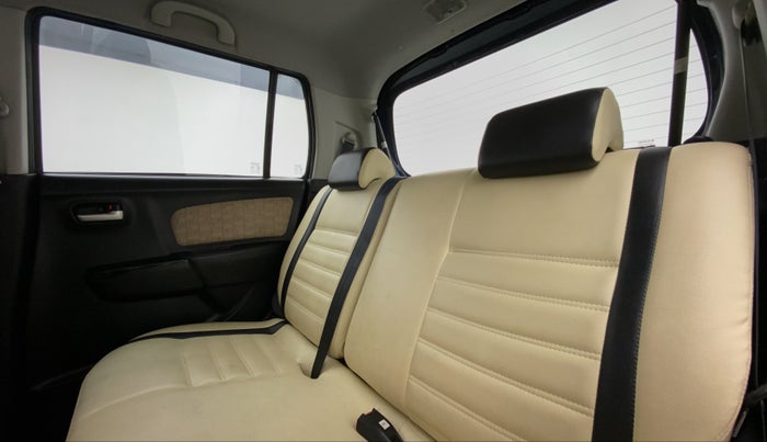 2018 Maruti Wagon R 1.0 VXI AMT, Petrol, Automatic, 38,444 km, Right Side Rear Door Cabin
