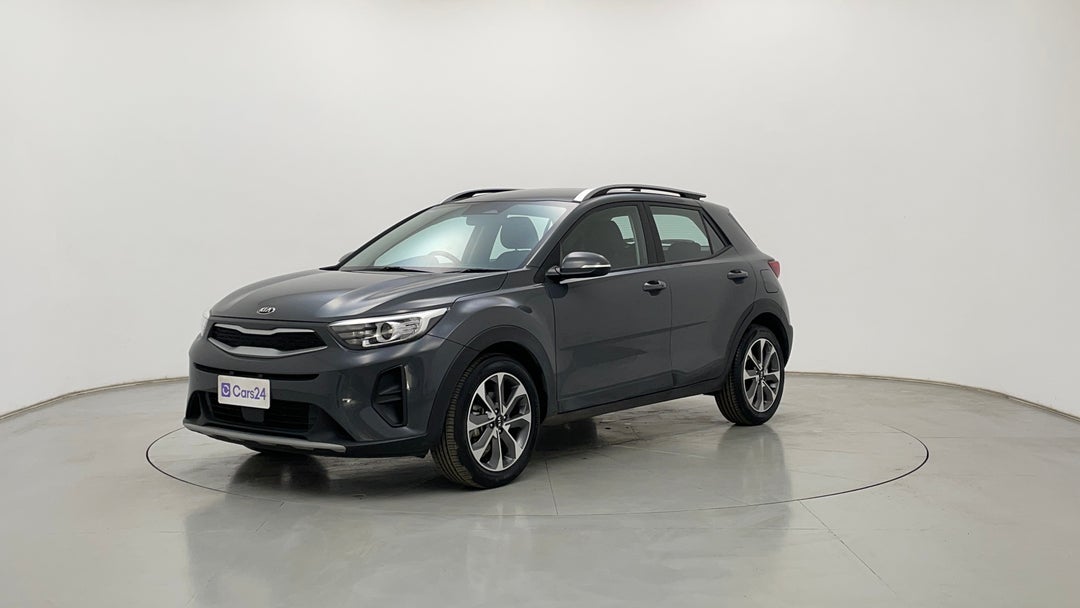 Left Front Diagonal (45- Degree) View