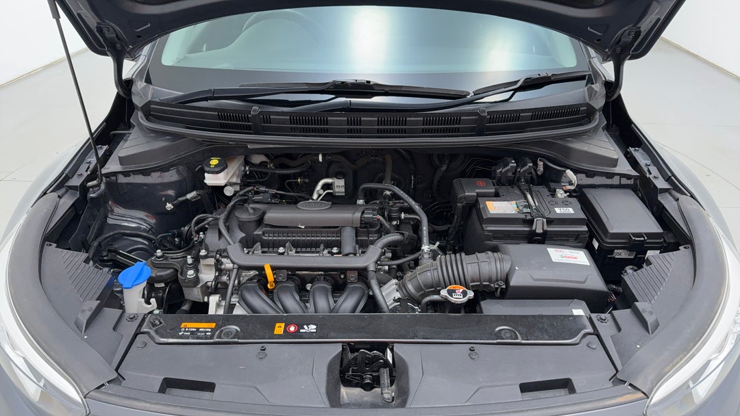 Open Bonnet (Engine)