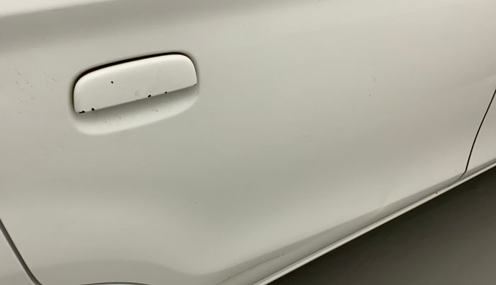 2017 Maruti Alto K10 VXI, Petrol, Manual, 35,495 km, Right rear door - Minor scratches