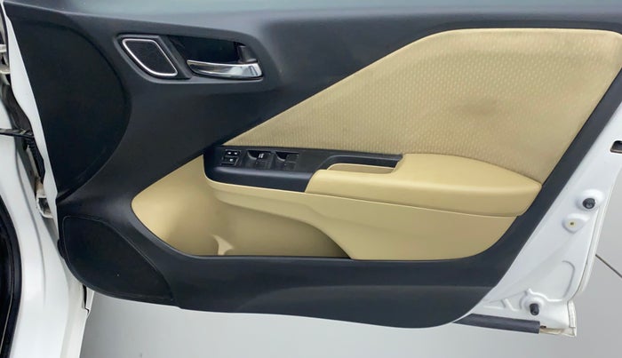 2019 Honda City VX CVT PETROL, Petrol, Automatic, 42,120 km, Driver Side Door Panels Control