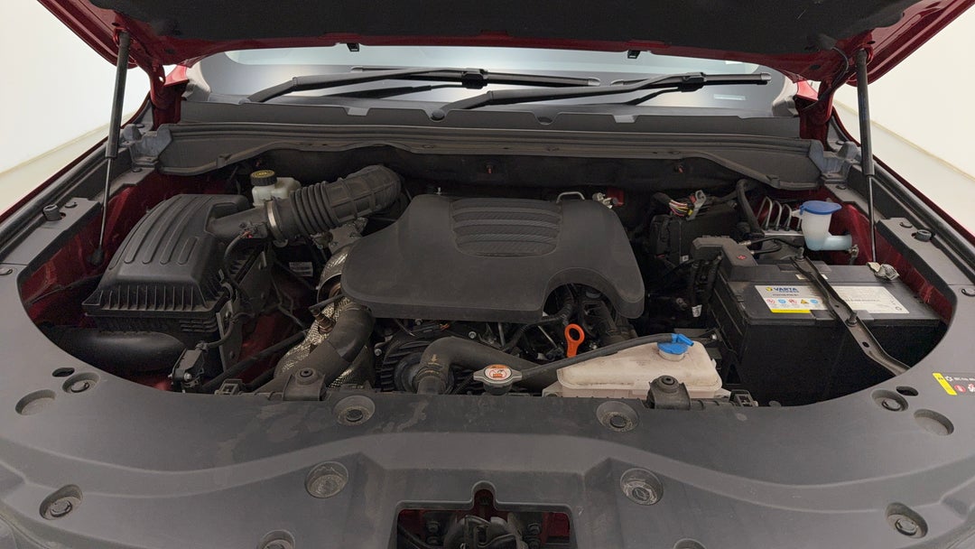 Open Bonnet (Engine)