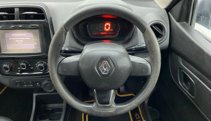 2017 Renault Kwid RXT 1.0, Petrol, Manual, 76,863 km, Steering Wheel Close Up