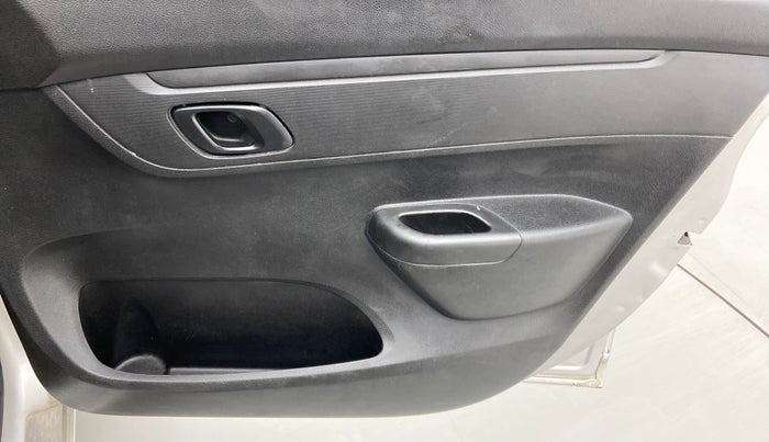 2017 Renault Kwid RXT 1.0, Petrol, Manual, 76,863 km, Driver Side Door Panels Control