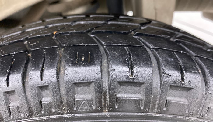2018 Maruti Eeco 5 STR WITH A/C+HTR, Petrol, Manual, 22,845 km, Left Rear Tyre Tread
