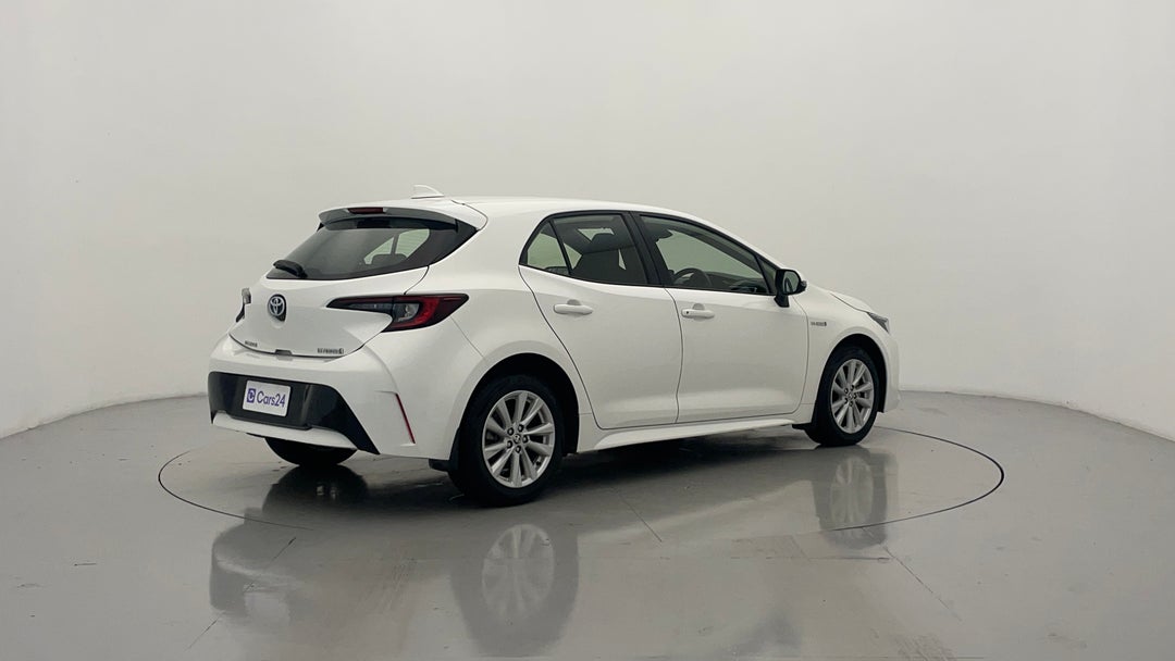 Right Back Diagonal (45- Degree) View