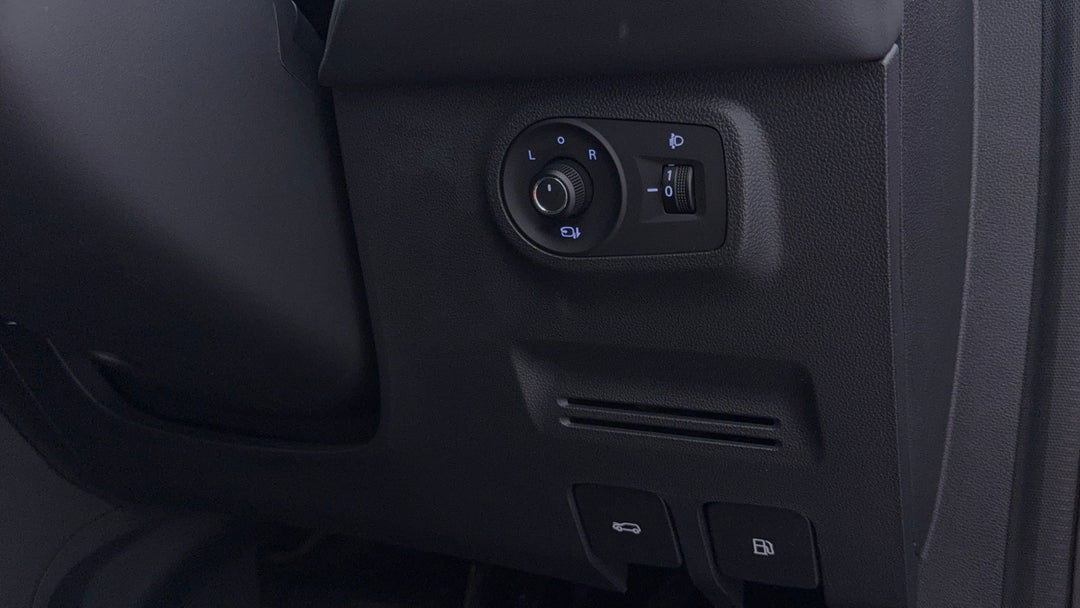 Utility Switches/Buttons