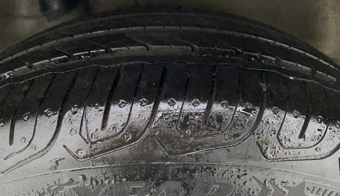 2013 Honda City V MT PETROL, Petrol, Manual, 40,801 km, Right Front Tyre Tread