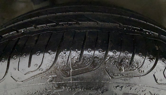 2013 Honda City V MT PETROL, Petrol, Manual, 40,801 km, Left Front Tyre Tread