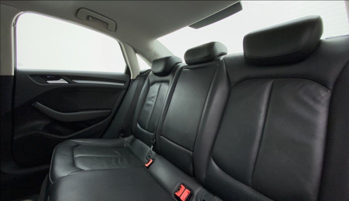 2014 Audi A3 2.0 TDI  PREMIUM, Diesel, Automatic, 53,054 km, Right Side Rear Door Cabin