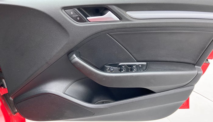 2014 Audi A3 2.0 TDI  PREMIUM, Diesel, Automatic, 53,054 km, Driver Side Door Panels Control