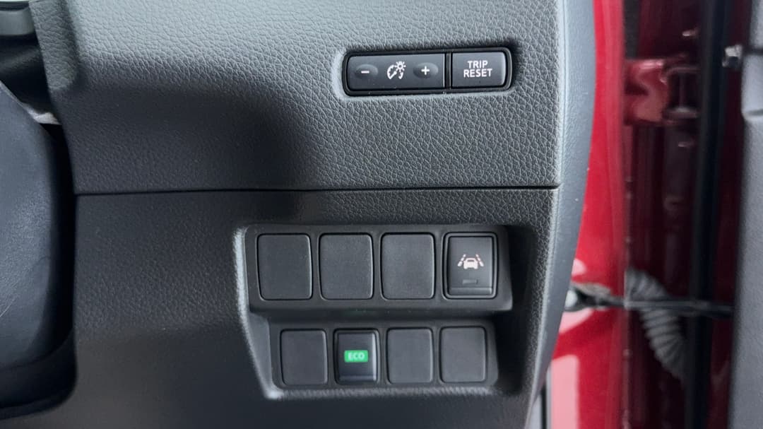 2021 Nissan Qashqai Ti, Automatic, 108229 km, Utility Switches/Buttons