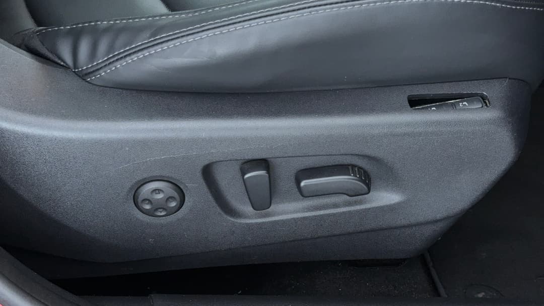 2021 Nissan Qashqai Ti, Automatic, 108229 km, Drivers Side Adjustment Panel