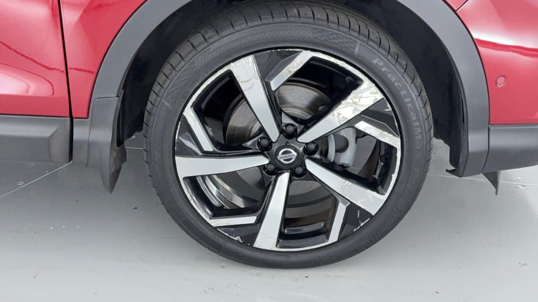 2021 Nissan Qashqai Ti, Automatic, 108229 km, Right Front Wheel