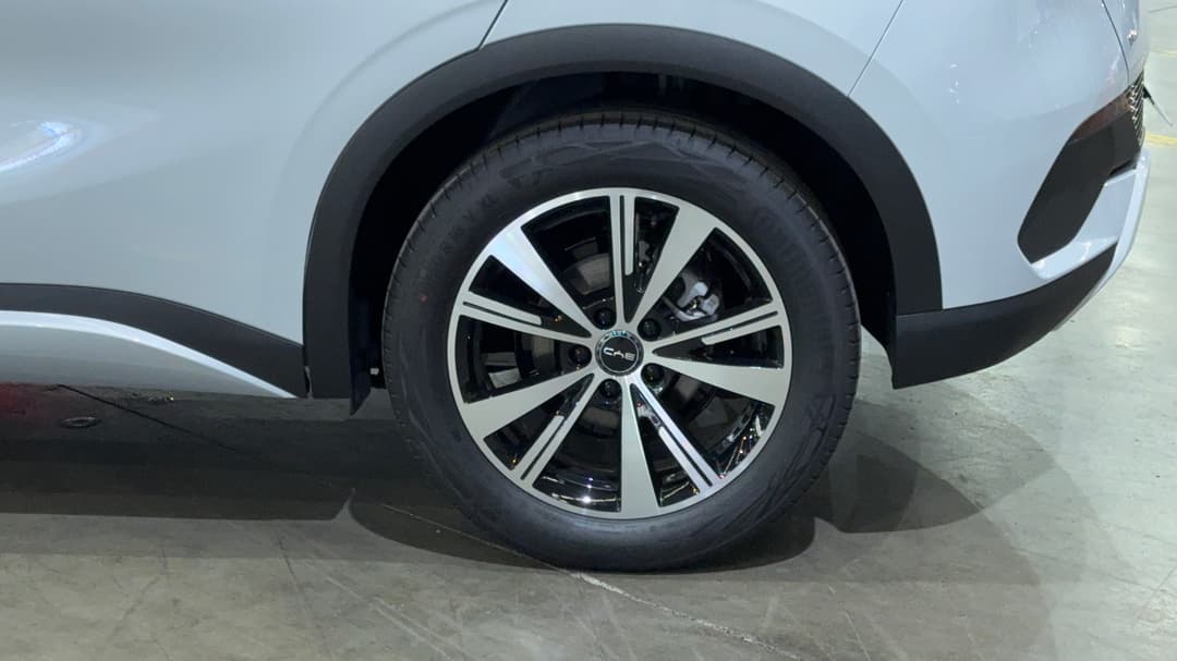 2025 Byd Atto 3 Extended Range, Automatic, 64 km, Left Rear Wheel