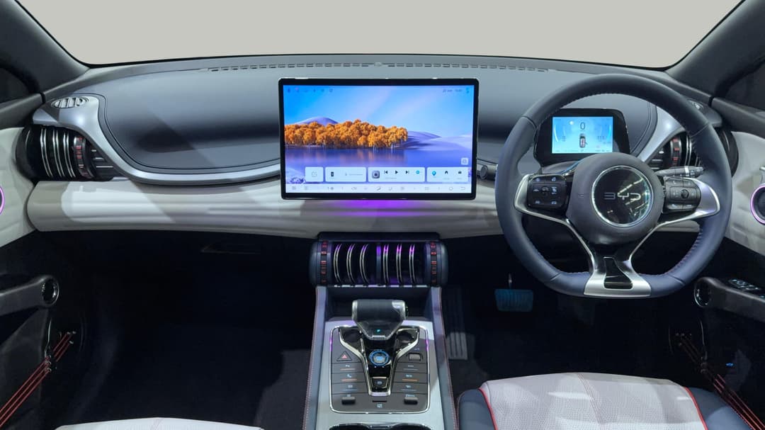2025 Byd Atto 3 Extended Range, Automatic, 64 km, Dashboard View