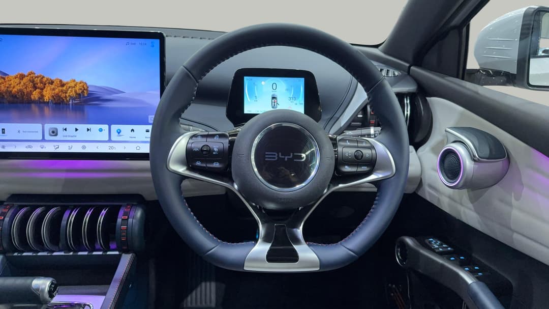 2025 Byd Atto 3 Extended Range, Automatic, 64 km, Steering Wheel Close-up