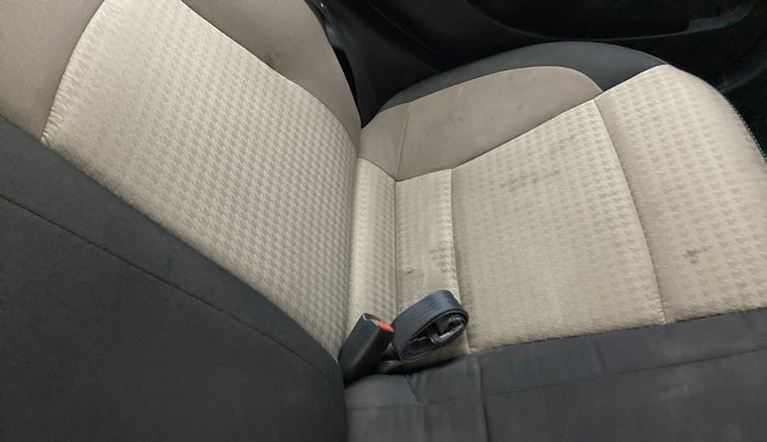 2018 Hyundai Elite i20 SPORTZ 1.2, Petrol, Manual, 61,579 km, Second-row left seat - Cover slightly stained