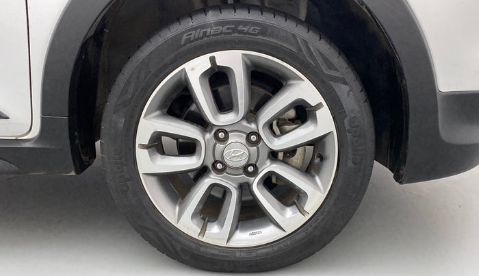 2017 Hyundai i20 Active 1.2 SX, Petrol, Manual, 28,674 km, Right Front Wheel
