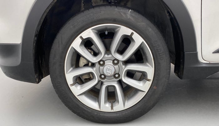 2017 Hyundai i20 Active 1.2 SX, Petrol, Manual, 28,674 km, Left Front Wheel