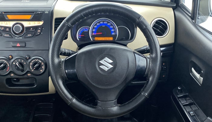 2017 Maruti Wagon R 1.0 VXI, Petrol, Manual, 39,061 km, Steering Wheel Close Up