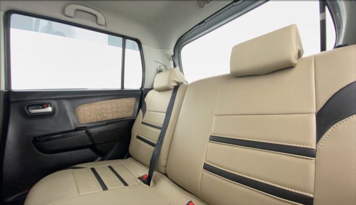 2017 Maruti Wagon R 1.0 VXI, Petrol, Manual, 39,061 km, Right Side Rear Door Cabin