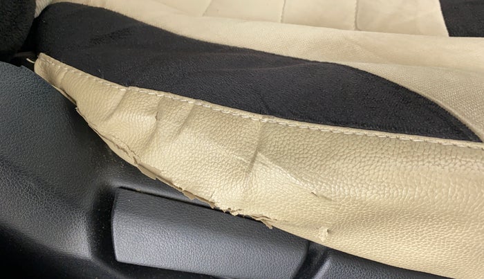 2019 Hyundai NEW SANTRO SPORTZ MT, Petrol, Manual, 60,207 km, Driver seat - Cover slightly torn