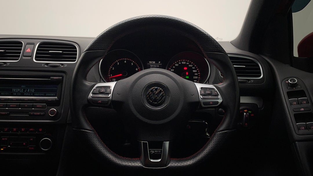 2010 Volkswagen Golf Gti, Automatic, 70337 km, Steering Wheel Close-up