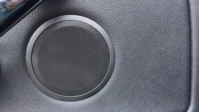 BMW 4 Series-Speakers