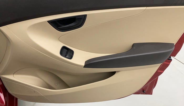2018 Hyundai Eon ERA PLUS, Petrol, Manual, 11,997 km, Driver Side Door Panels Control