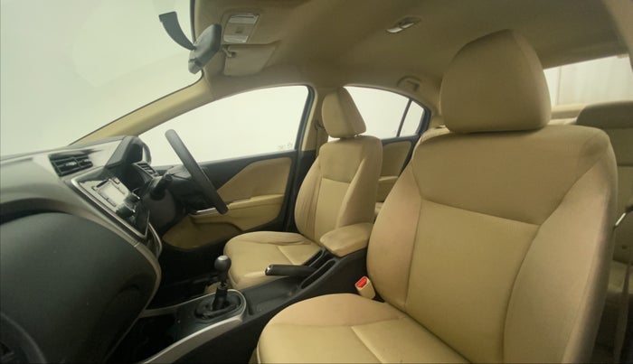 2016 Honda City 1.5L I-VTEC V MT, Petrol, Manual, 35,695 km, Right Side Front Door Cabin