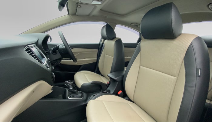 2018 Hyundai Verna 1.6 SX VTVT AT (O), Petrol, Automatic, 29,407 km, Right Side Front Door Cabin