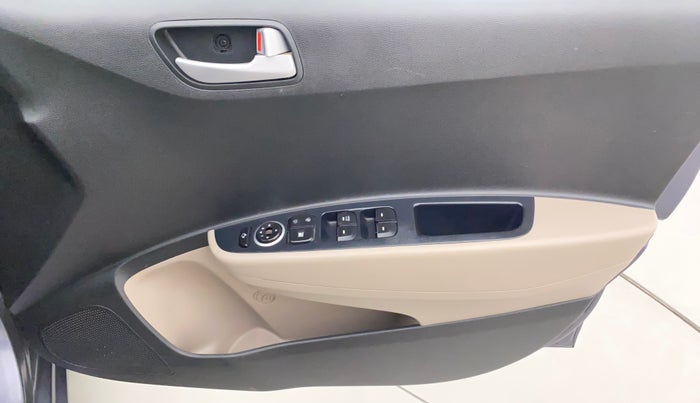 2016 Hyundai Grand i10 SPORTZ 1.2 KAPPA VTVT, Petrol, Manual, 72,978 km, Driver Side Door Panels Control