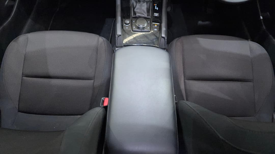 2023 Mazda 3 G20 Evolve Vision, Automatic, 28071 km, Center Console