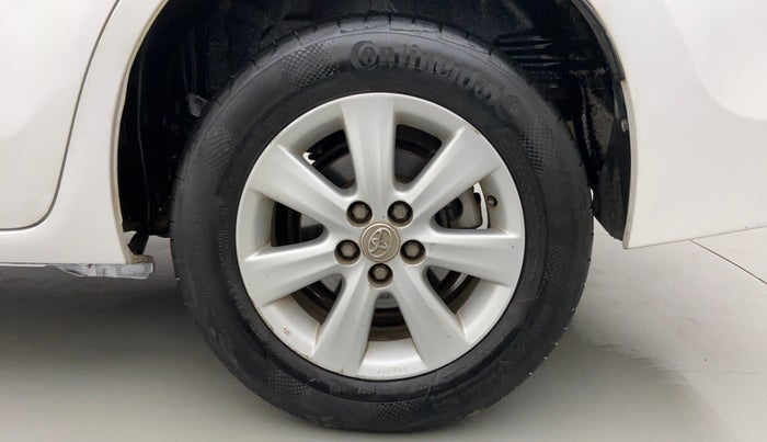 2014 Toyota Corolla Altis G PETROL, Petrol, Manual, 68,791 km, Left Rear Wheel