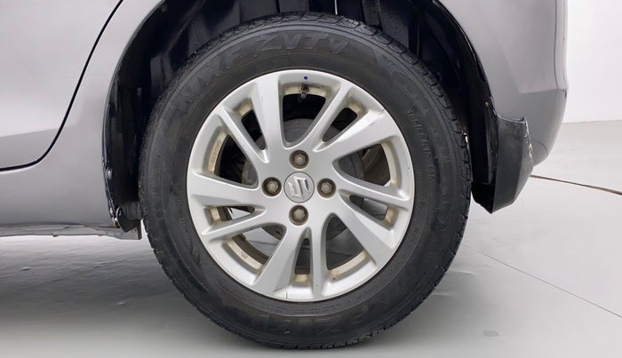 2012 Maruti Swift ZXI, Petrol, Manual, 65,139 km, Left Rear Wheel