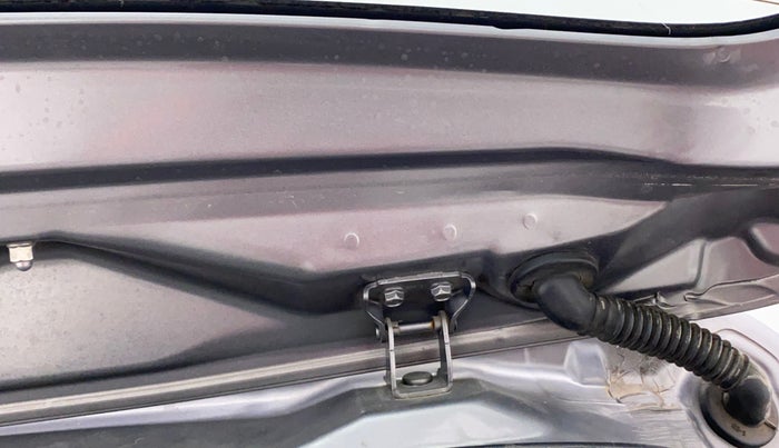 2012 Maruti Swift ZXI, Petrol, Manual, 65,139 km, Dicky (Boot door) - Slightly rusted