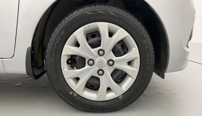 2014 Hyundai Grand i10 MAGNA 1.2 KAPPA VTVT, Petrol, Manual, 34,297 km, Right Front Tyre