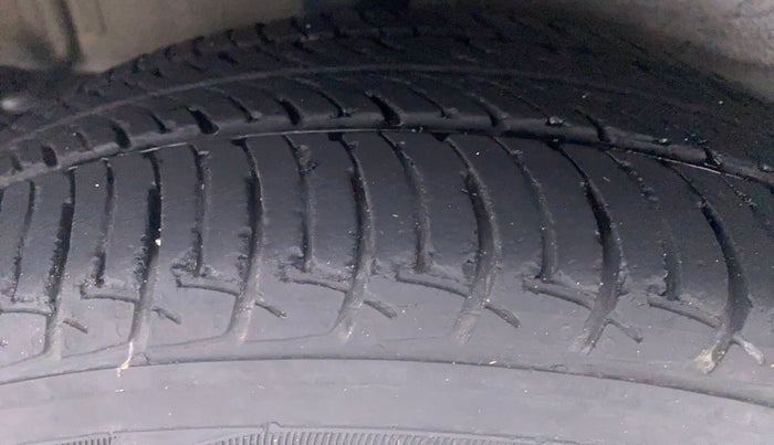 2019 Maruti Celerio VXI d, Petrol, Manual, 16,747 km, Right Rear Tyre Tread