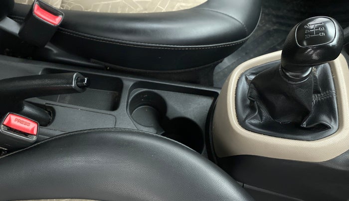 2019 Hyundai Grand i10 MAGNA 1.2 KAPPA VTVT, Petrol, Manual, 56,846 km, Gear Lever