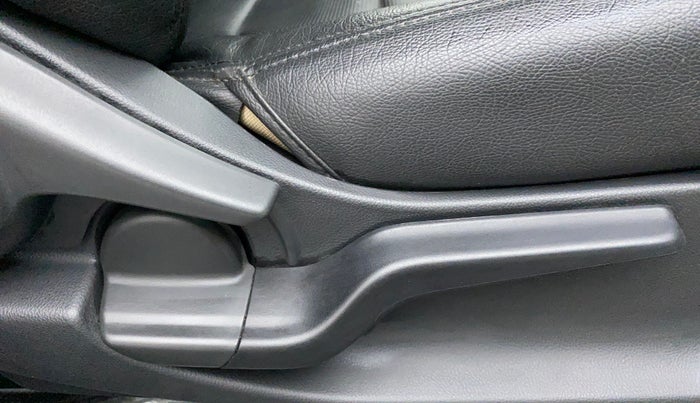 2018 Honda Amaze 1.2L I-VTEC V, Petrol, Manual, 19,994 km, Driver Side Adjustment Panel