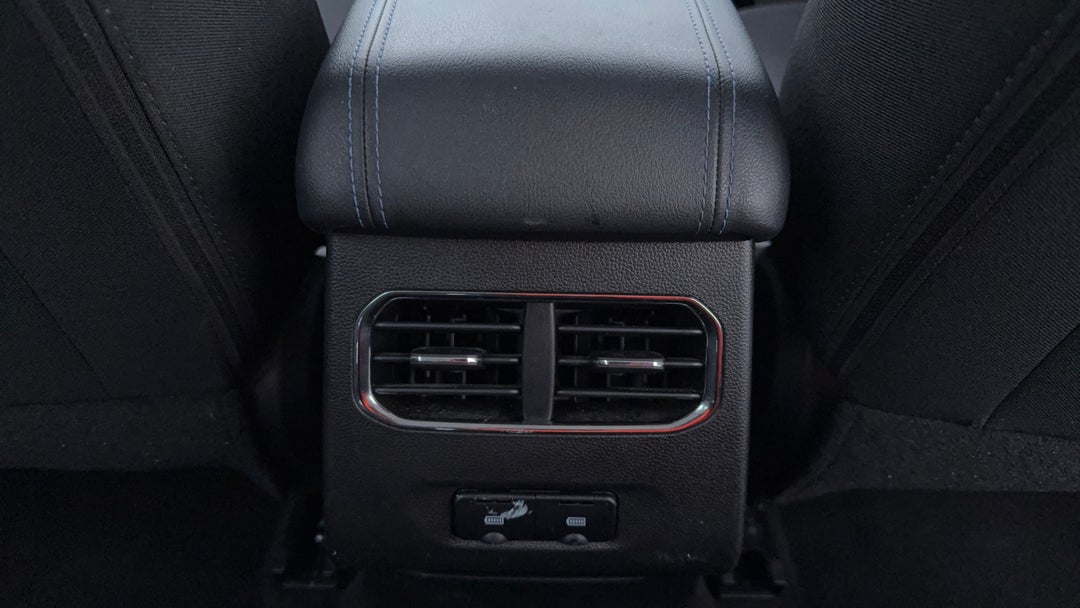 Rear A/C Vent