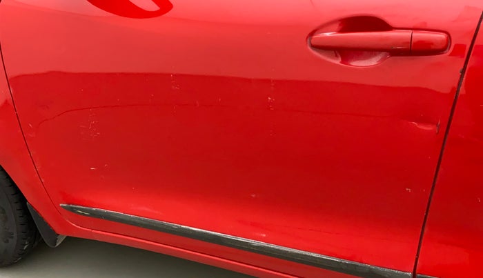 2018 Maruti Swift VXI, Petrol, Manual, 74,371 km, Front passenger door - Minor scratches