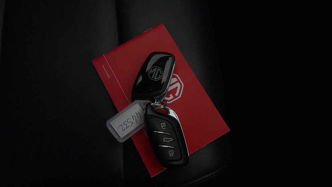 2023 MG Mg5 Vibe, Automatic, 18970 km, Key Close-up