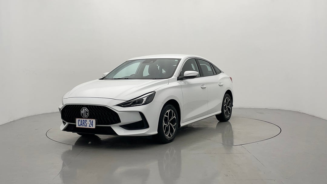 2023 MG Mg5 Vibe, Automatic, 18970 km, Left Front Diagonal (45- Degree) View