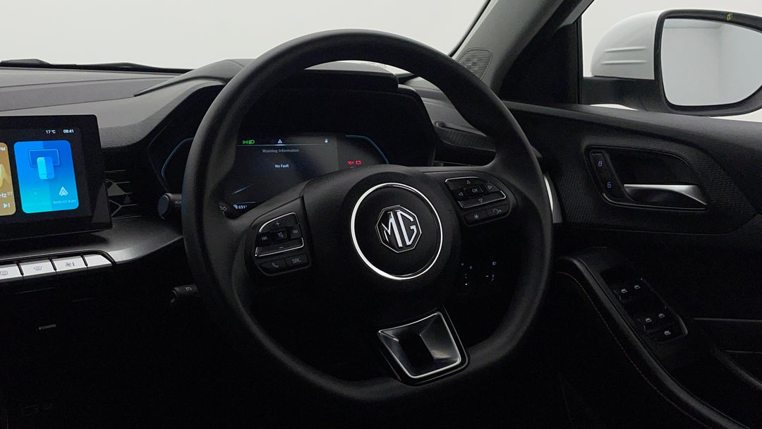 2023 MG Mg5 Vibe, Automatic, 18970 km, Steering Wheel Close-up