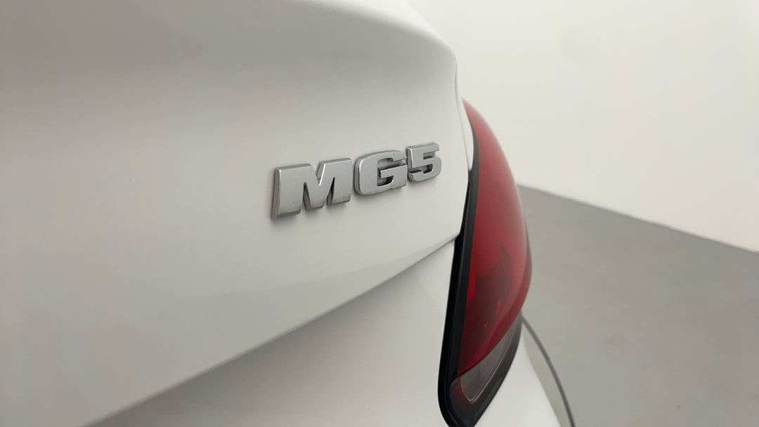 2023 MG Mg5 Vibe, Automatic, 18970 km, Badge (Boot Right Side)