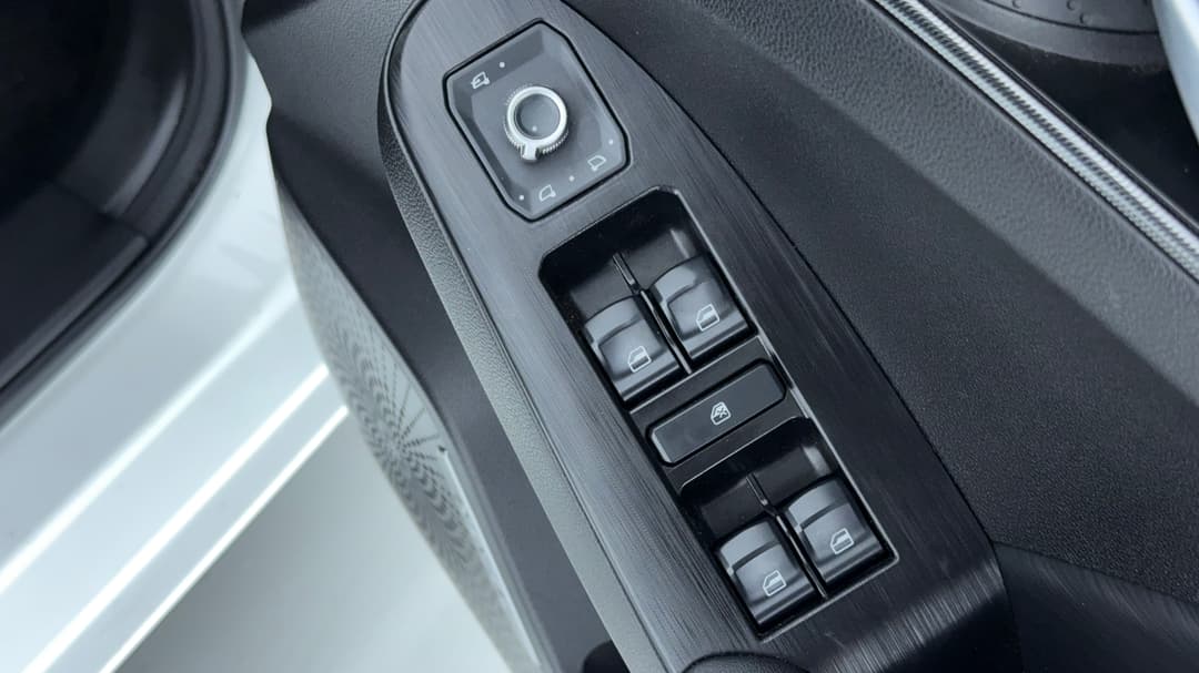 2022 GWM Haval Jolion Lux, Automatic, 48069 km, Drivers Side Door Panel Controls